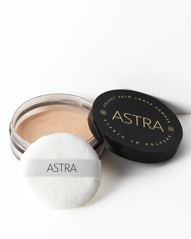 Astra Velvet Skin Loose Powder - 02 Porcelain